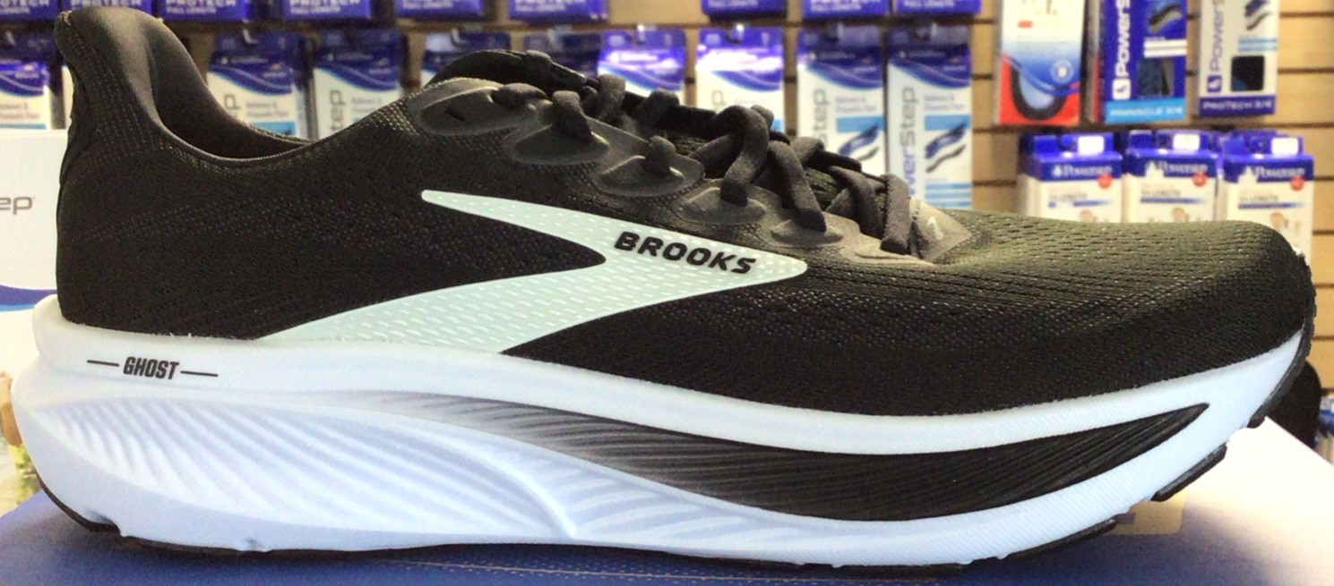 Brooks Ghost 17 Men’s Size 10 Medium D 110442 1D 090