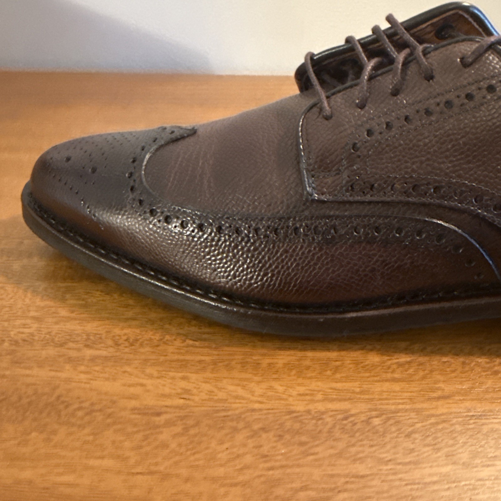 Allen Edmonds Player’s 2.0 Pebbled Brown Wingtip Dress Derby Men’s 12D Dainite