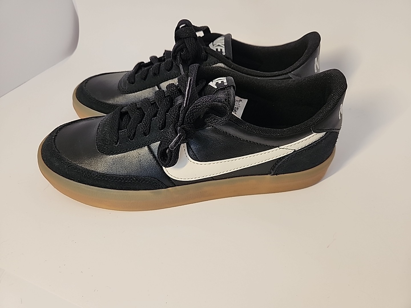 Nike Killshot 2 Black Leather White Swoosh Gum Sole Men 6.5 Women 8 NEW NO BOX