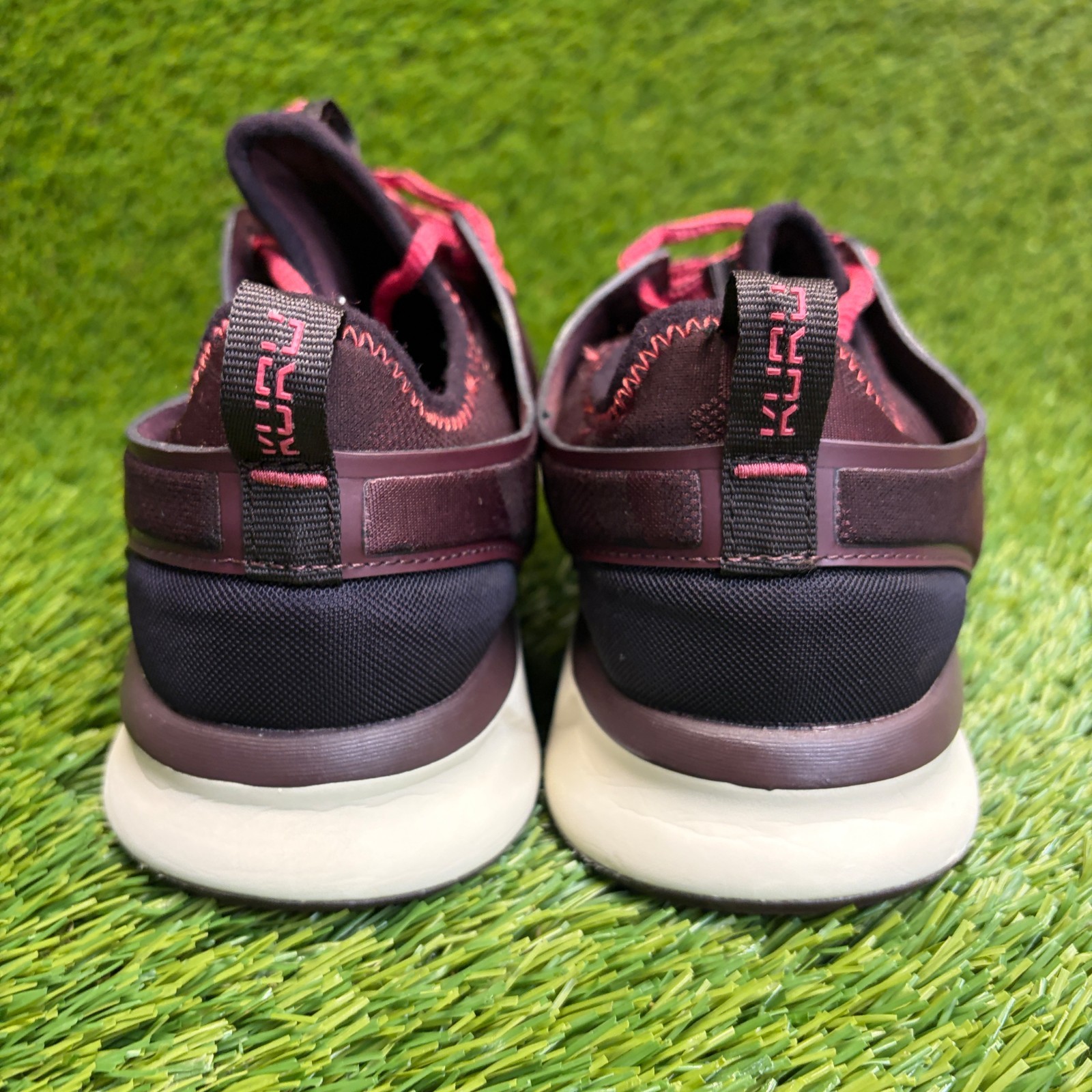 Kuru Atom Camo Wine Burgundy Womens Size 8.5D Athletic Running Shoes Sneakers