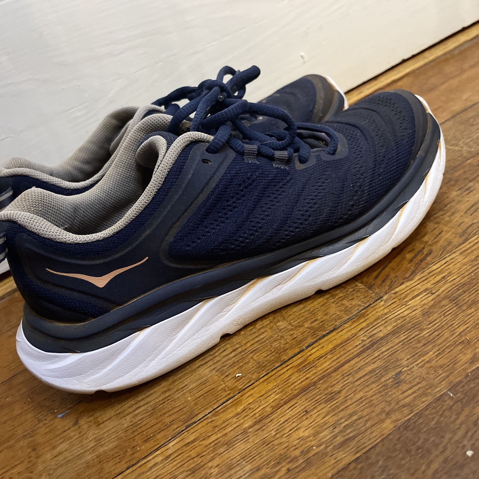 HOKA One One W Akasa Time To Fly Navy Peach White US 6 EU 37 1/3