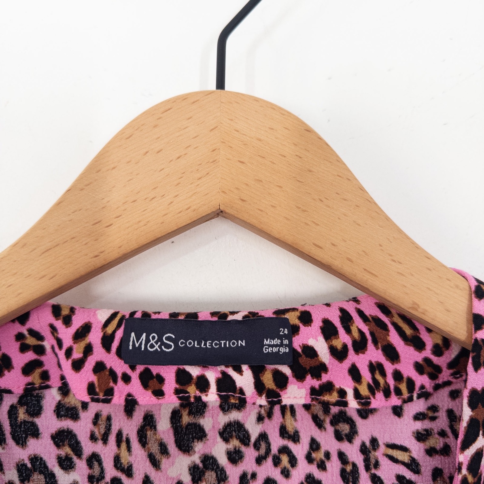 M&S Pink Leopard Animal Print Blouse Size 24 V Neck Blouson 3/4 Sleeve
