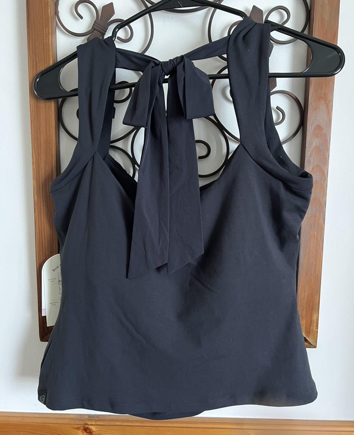 Blogilates Bow Back Tank Black Built-in Bra Size Extra Large NEW