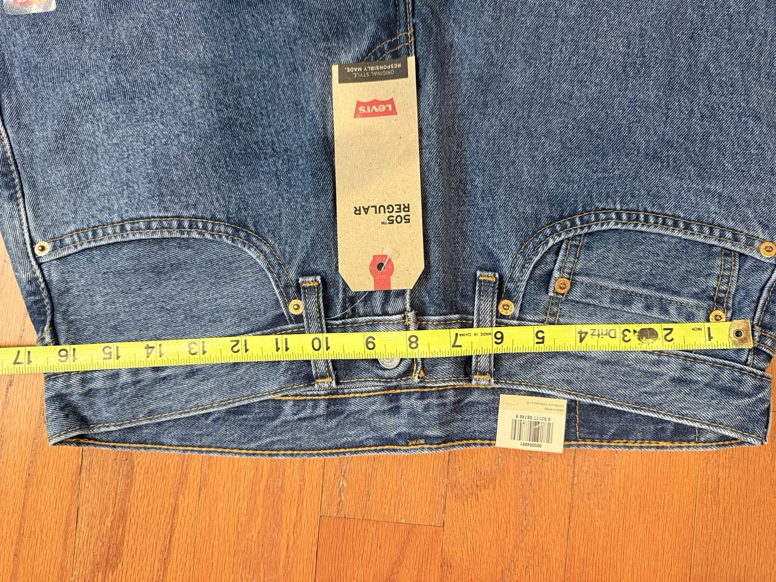 Levi’s Men’s 501 34×30 Original Straight Fit Jeans – Dark Wash