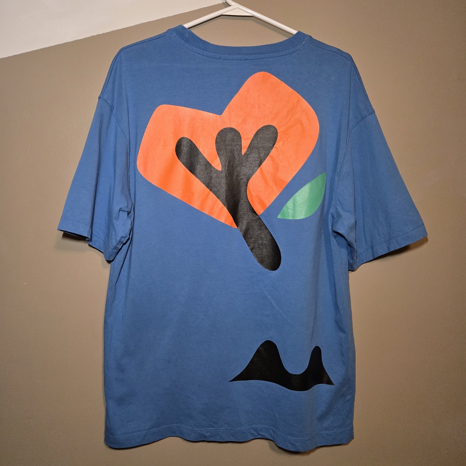 Zara Men’s Blue Graphic Print Tshirt Made In Portugal Size XL 100% Cotton Color