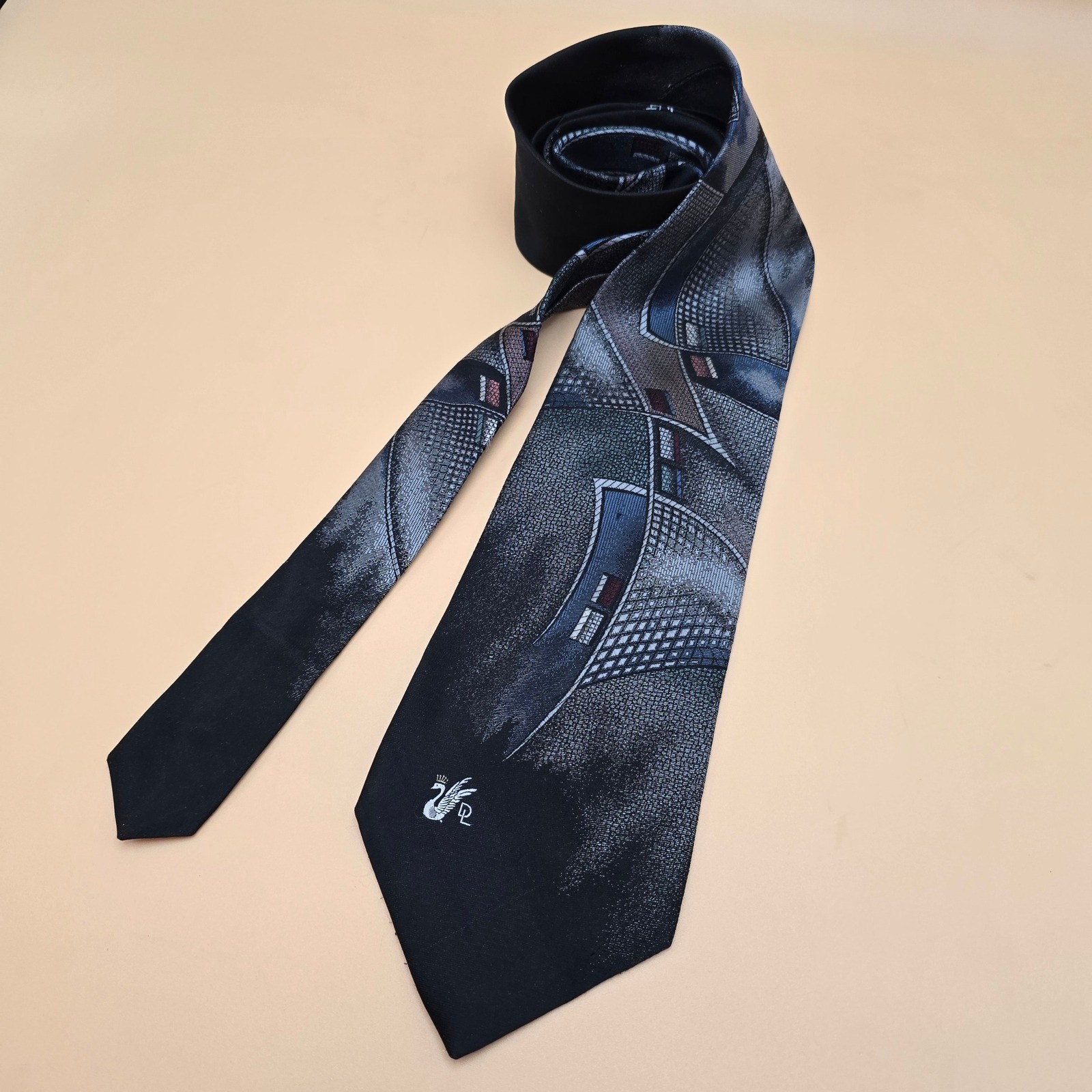 Don Loper Beverly Hills Mens Tie Black Grey Blue Abstract Geometric WPL 2831
