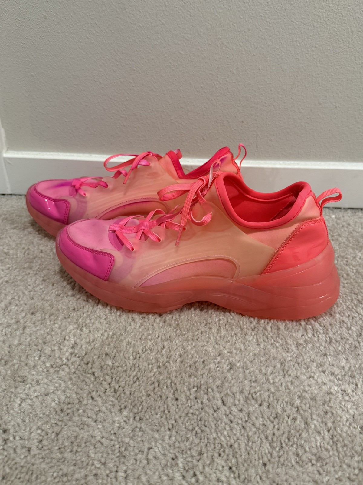 Guess Textile Synthetic Rubber Pink Women’s Sneakers Size 8.5