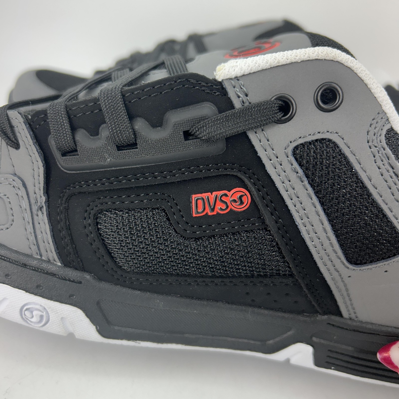 DVS Comanche Shoes Mens Size 11.5 Gray Black Skateboarding Sneakers DVF0000029