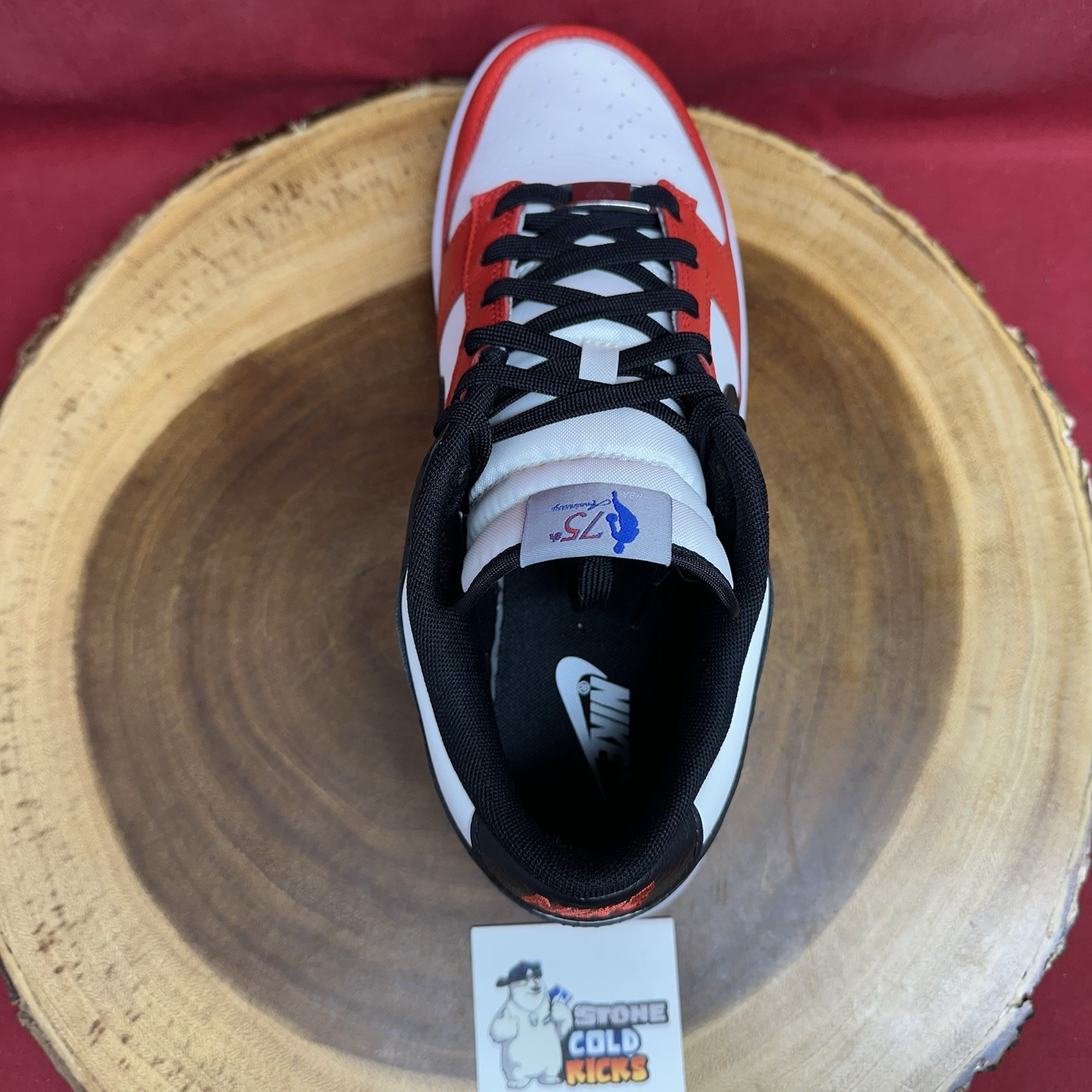Nike Dunk Low 75th Anniversary Bulls Chicago DD3363-100 Size 10 Right Shoe Only