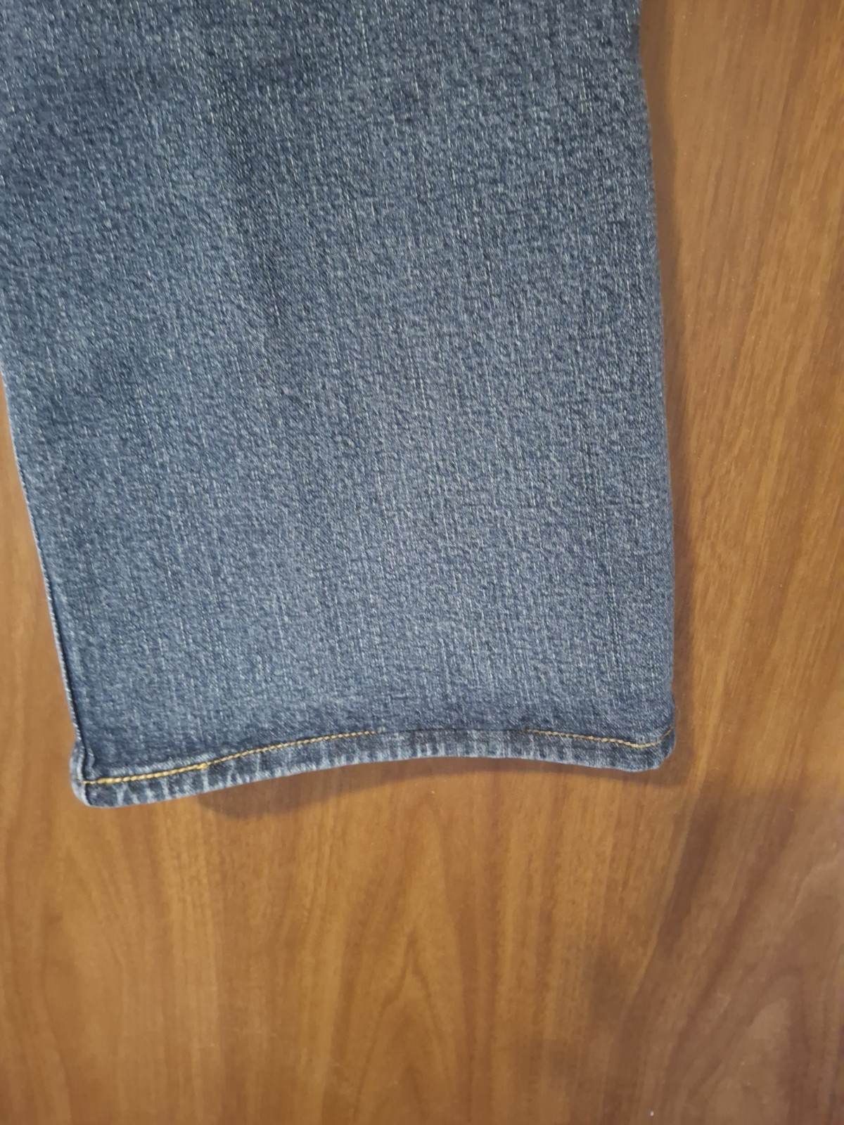 Signature by Levi Strauss Women’s Bootcut Blue Jeans Medium Wash 5-Pocket