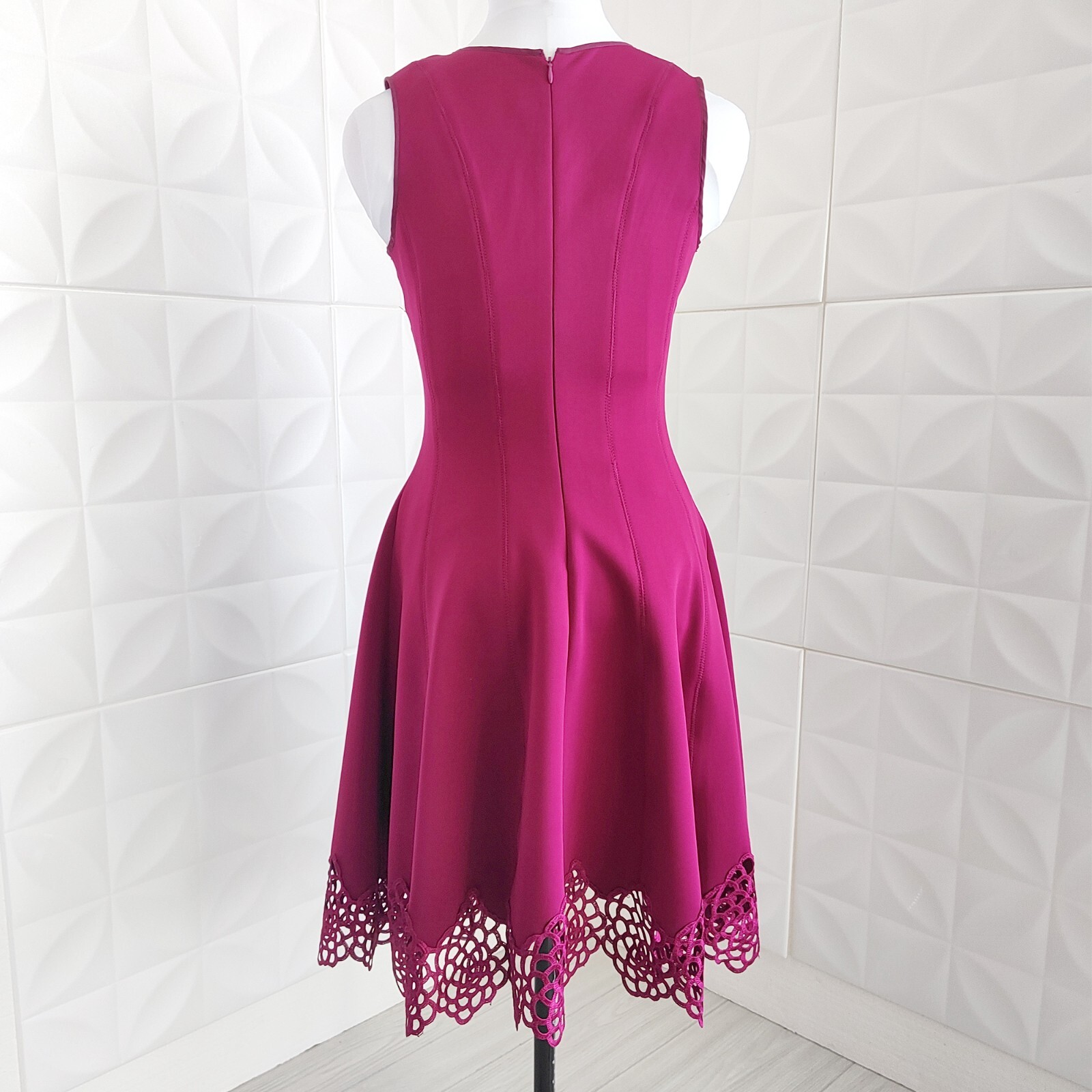 Maia Raspberry Pink Neoprene Dress Midi Lace Hem Sleeveless V-Neck Party M 6