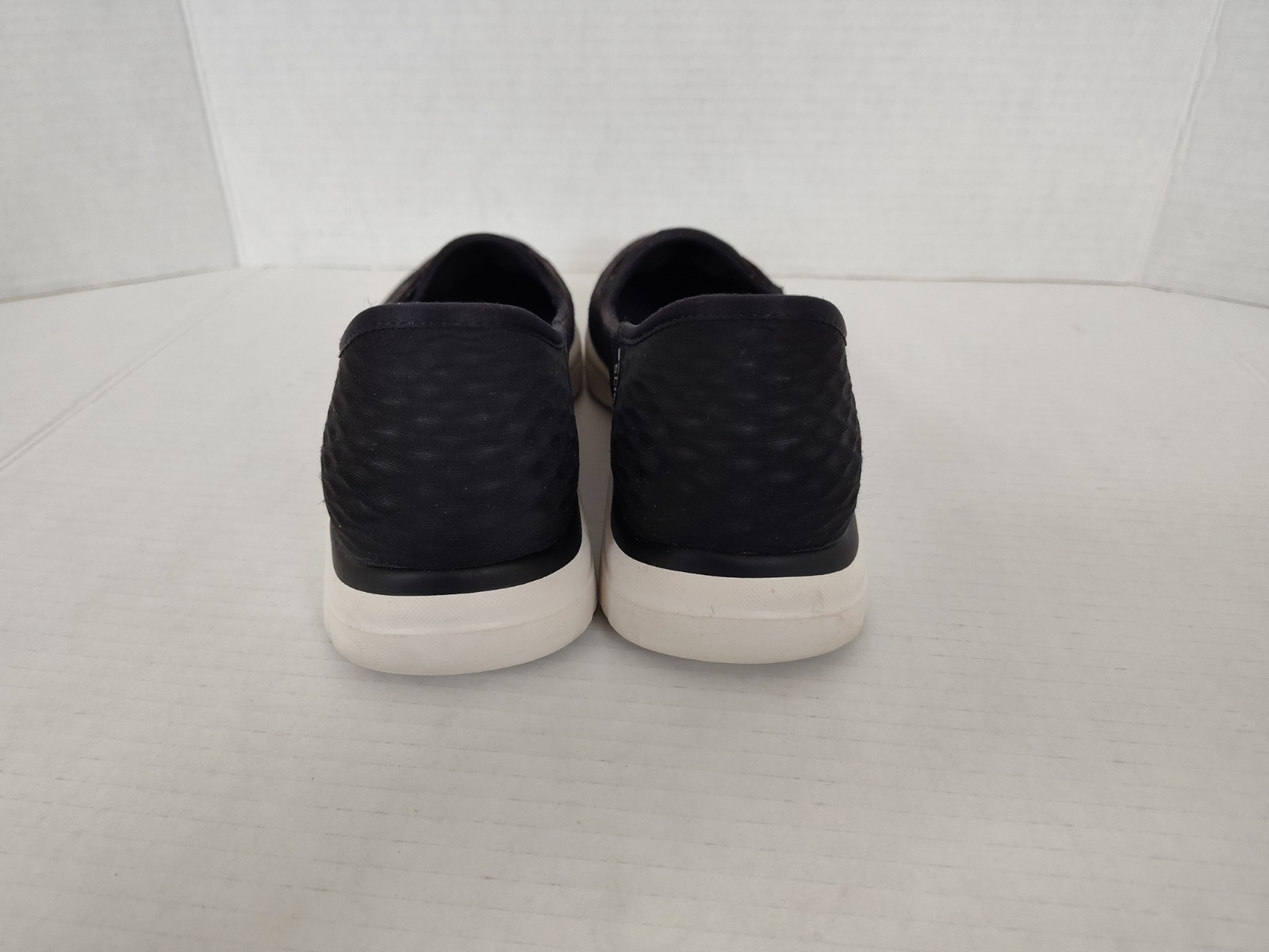 Skechers Slip Ins On-The-Go Flex Top Notch Black Shoes Womans 6.5