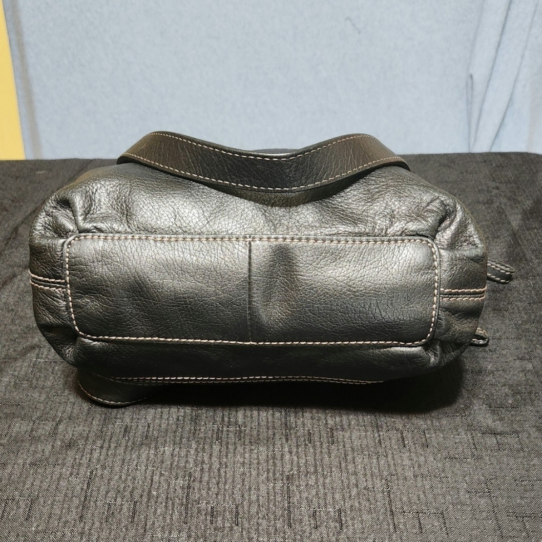 Fossil black leather shoulder bag
