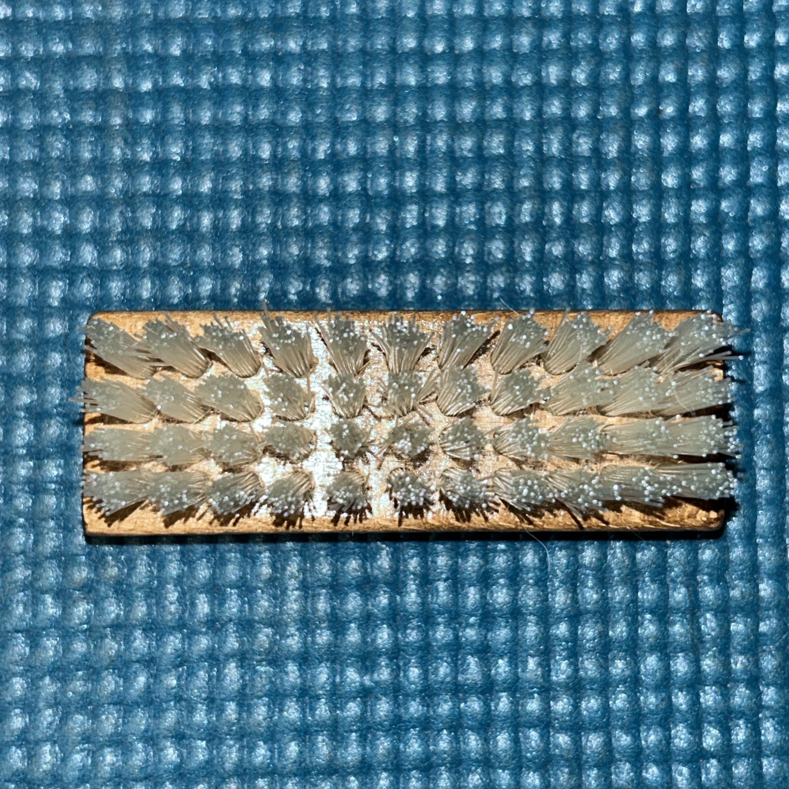Ralyn Suede Brush, Nylon Bristle,￼ Maiden Israel.￼