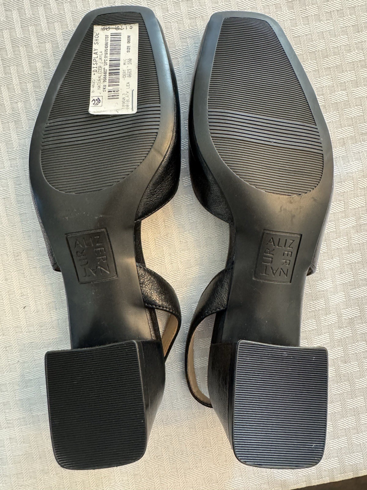 Naturalizer Black Leather Slingback Block Heel Square Toe Buckle Women’s 6 M