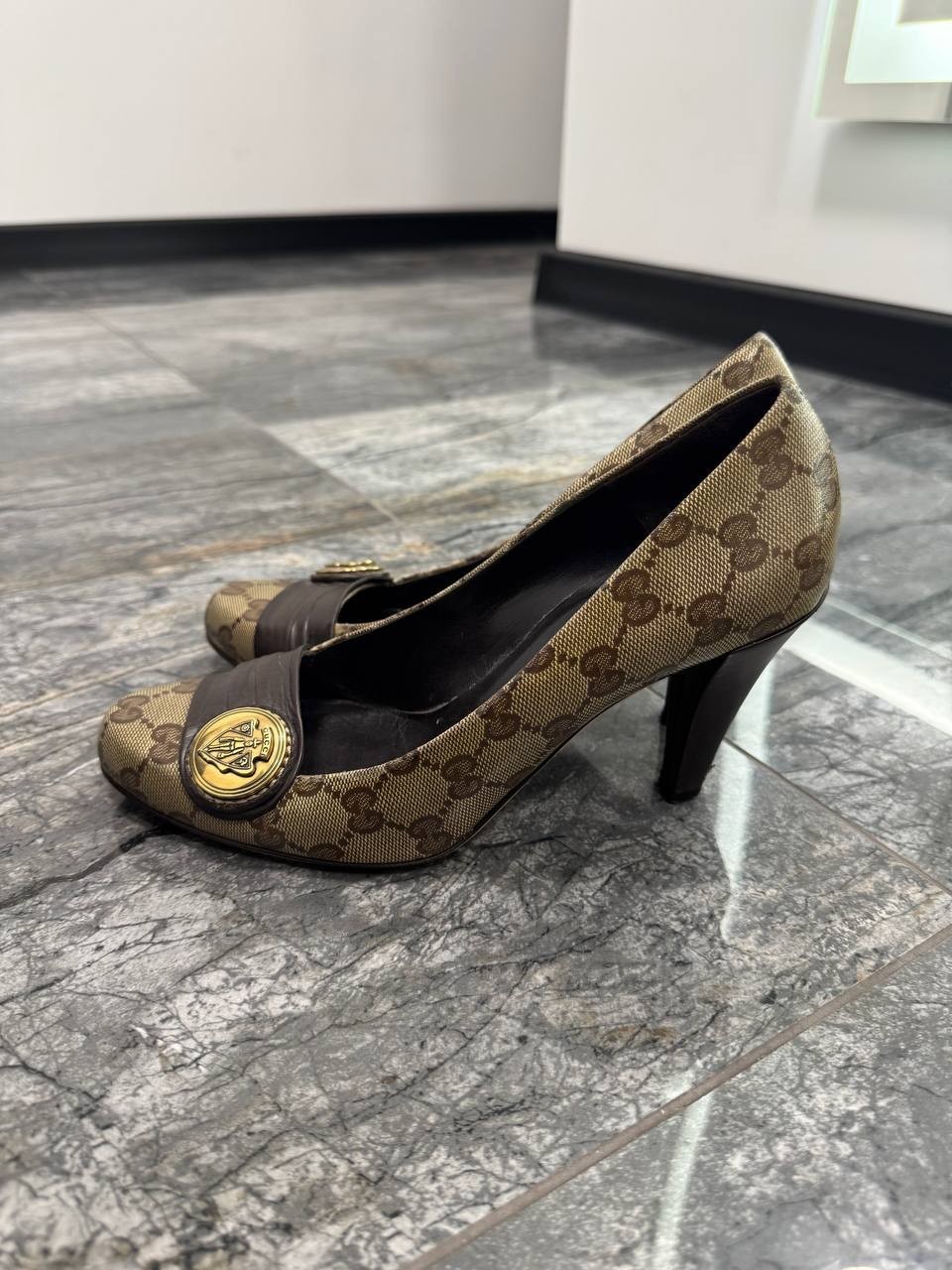 Gucci GG Women Monogram Brown Marmont Patent Heels Leather Shoes Size 37 1/3