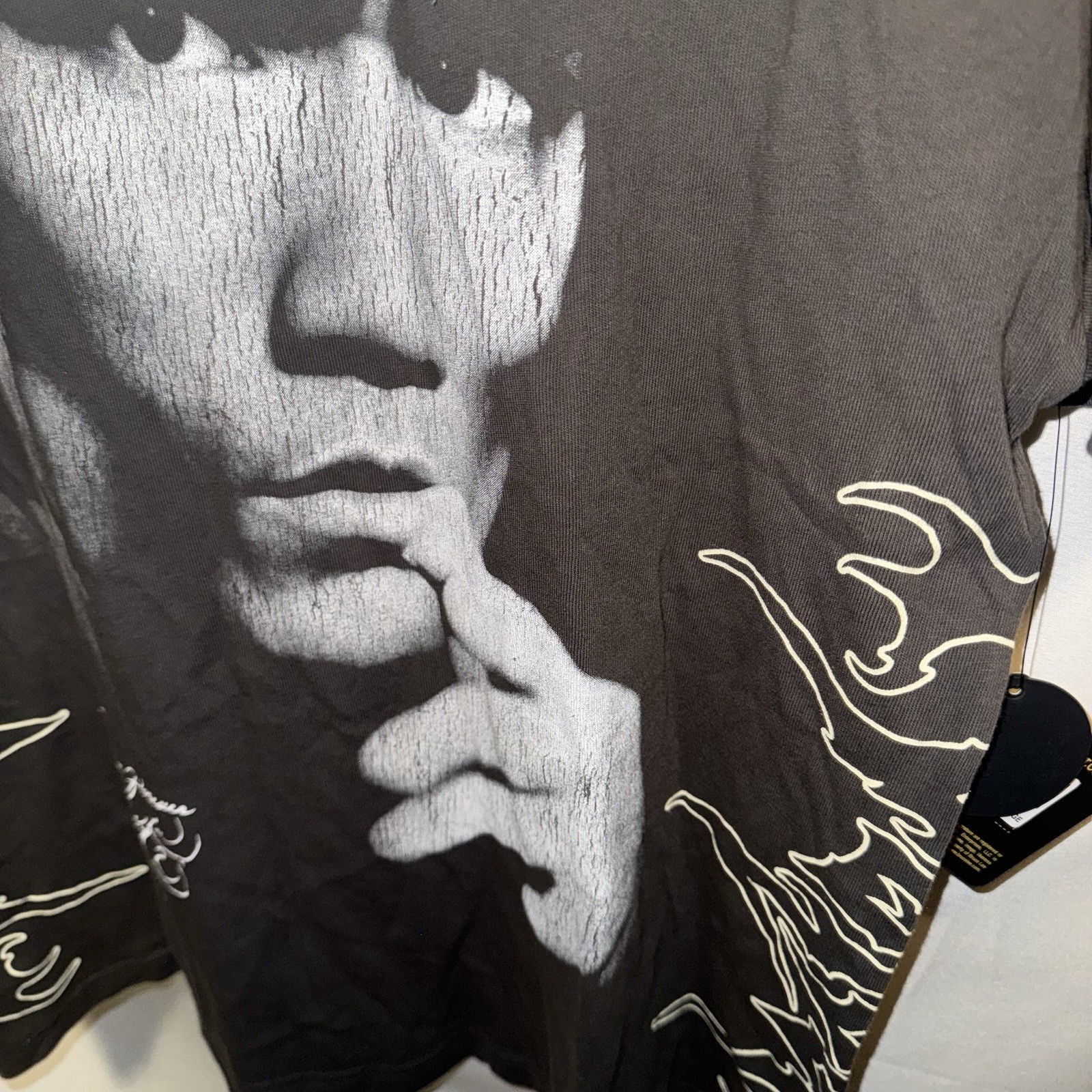 Darc Sport x Bruce Lee Premium Wolf Gray graphic shirt NWT Large Limited Ed