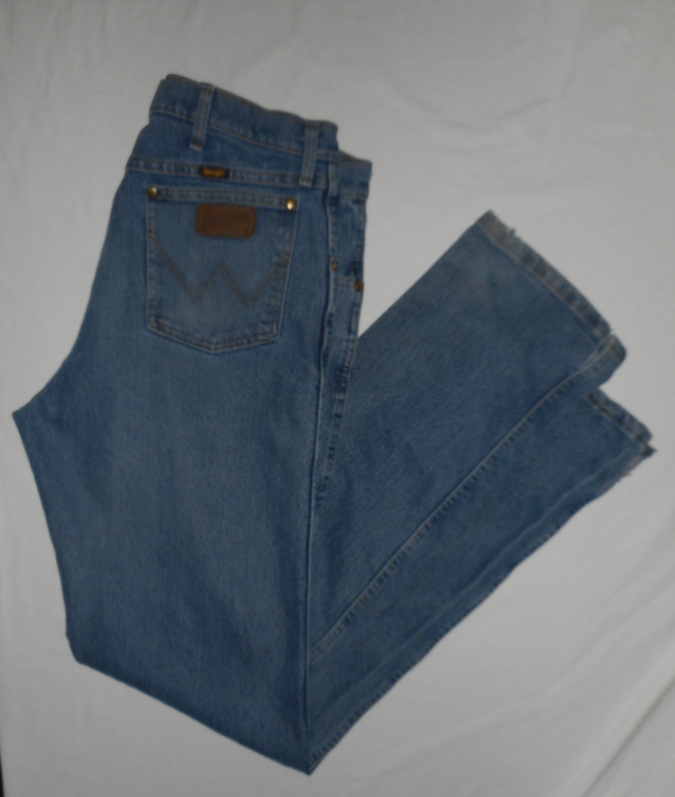 Wrangler 47MACMS Straight Leg Cowboy Stretch Distressed Jeans – Sz 36×36 – Slits