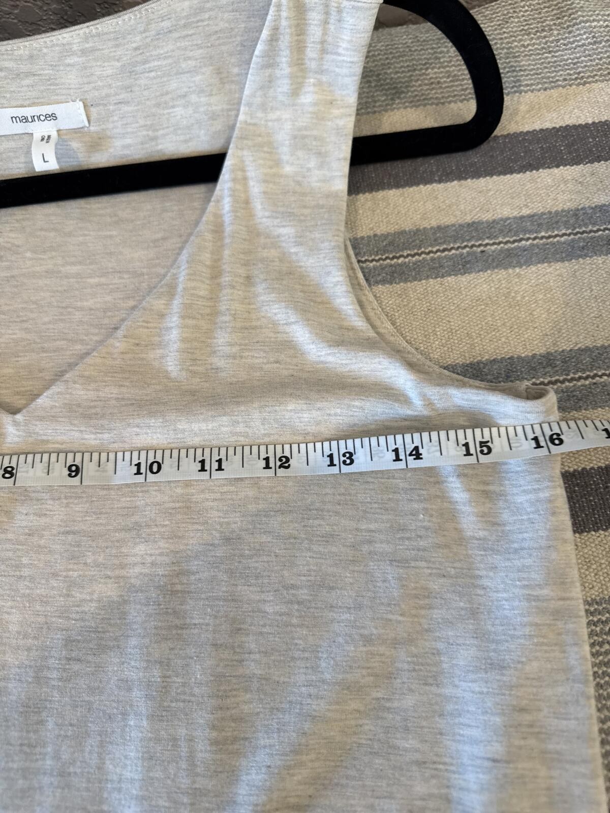Maurices Heathered Cream V-Neck Sleeveless Lined Tank Top Size L