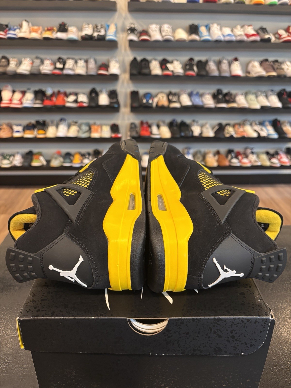 Jordan 4 Retro Yellow Thunder 2023 Size 12 Brand New