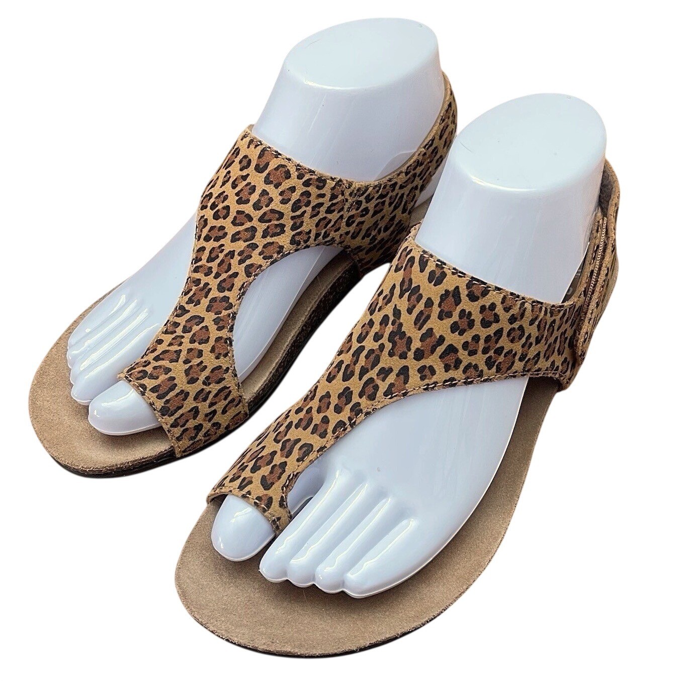 Dansko Womens Reece Sandals 37 Leopard Toe Loop Slingback Thong Vacation Beach