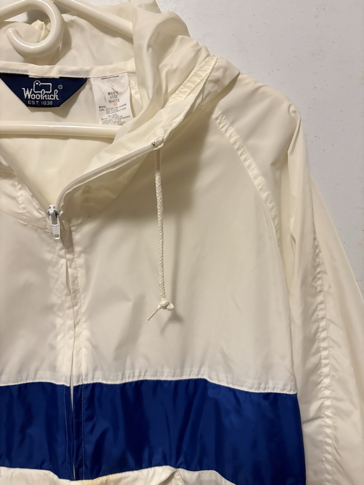 Vintage Woolrich Mens White/Blue Colorblock Hooded Zip Windbreaker Jacket Size M