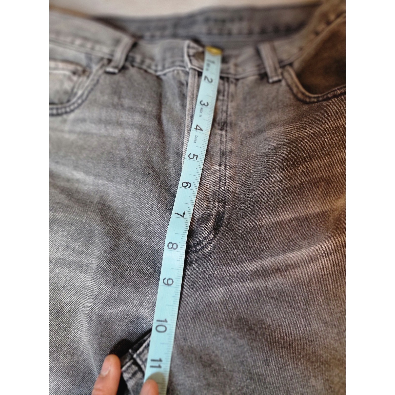 American Eagle High Rise Girlfriend Jeans Gray Washed Denim Pants Women 10