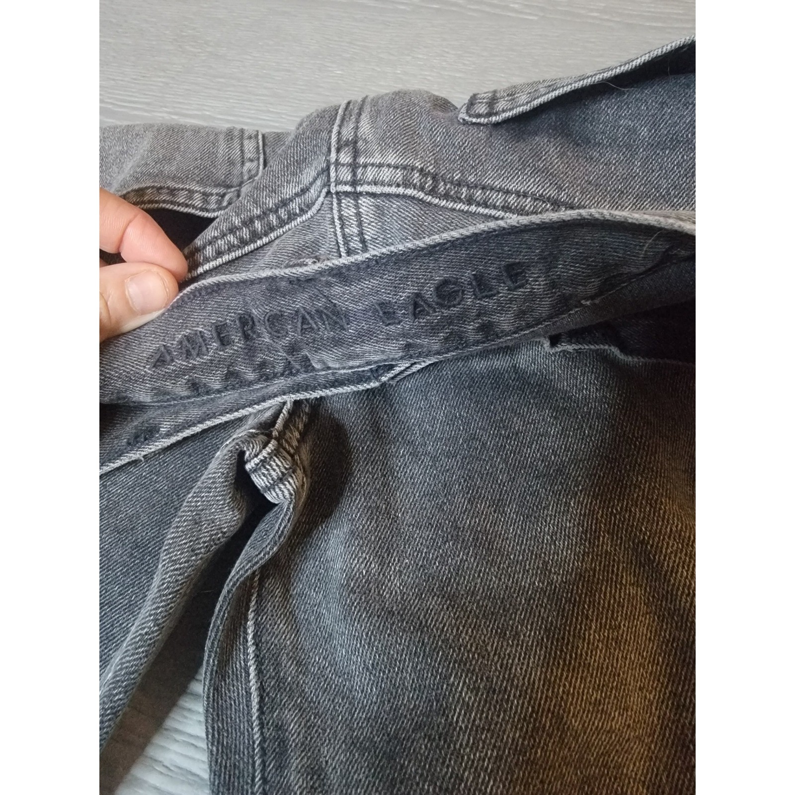 American Eagle High Rise Girlfriend Jeans Gray Washed Denim Pants Women 10