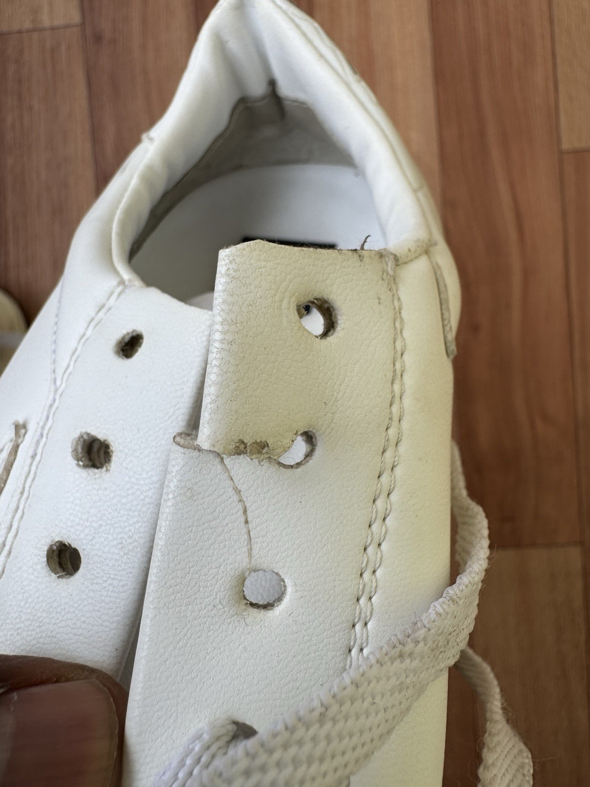 AUTHENTIC GOLDEN GOOSE BLACK / WHITE STARDAN SNEAKERS SIZE EU 37 , US 7 , UK 4