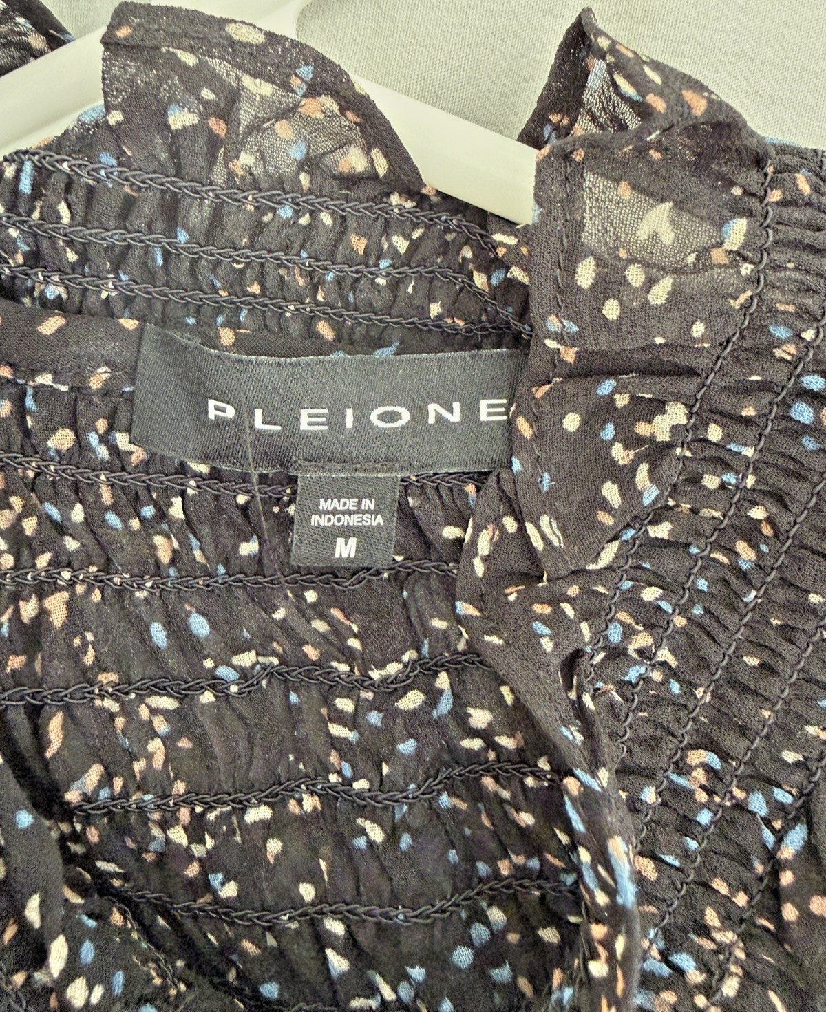 Pleione Women’s Blouse Top Size M Black Floral Print Tie Neck Short Sleeve