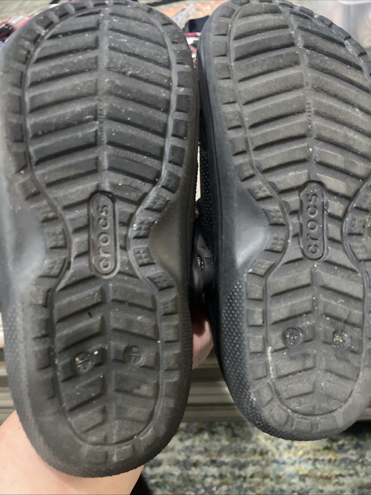 CROCS Black Faux Fur Lined Clogs Shoe M5 / W7