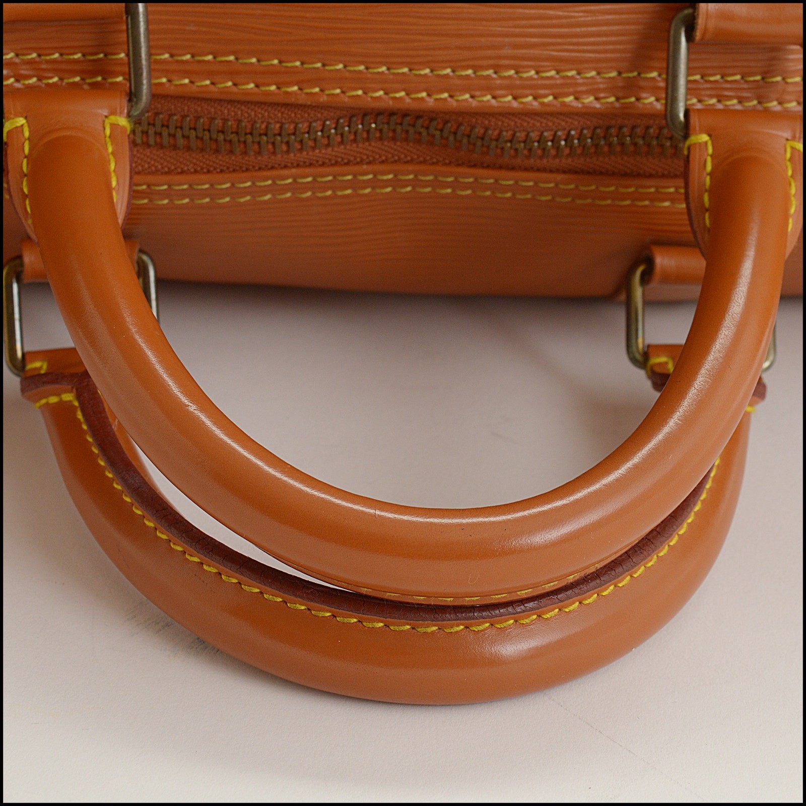 RDC15024 LOUIS VUITTON ’91 Gold Tan Brown Epi Keepall 50 Travel Bag