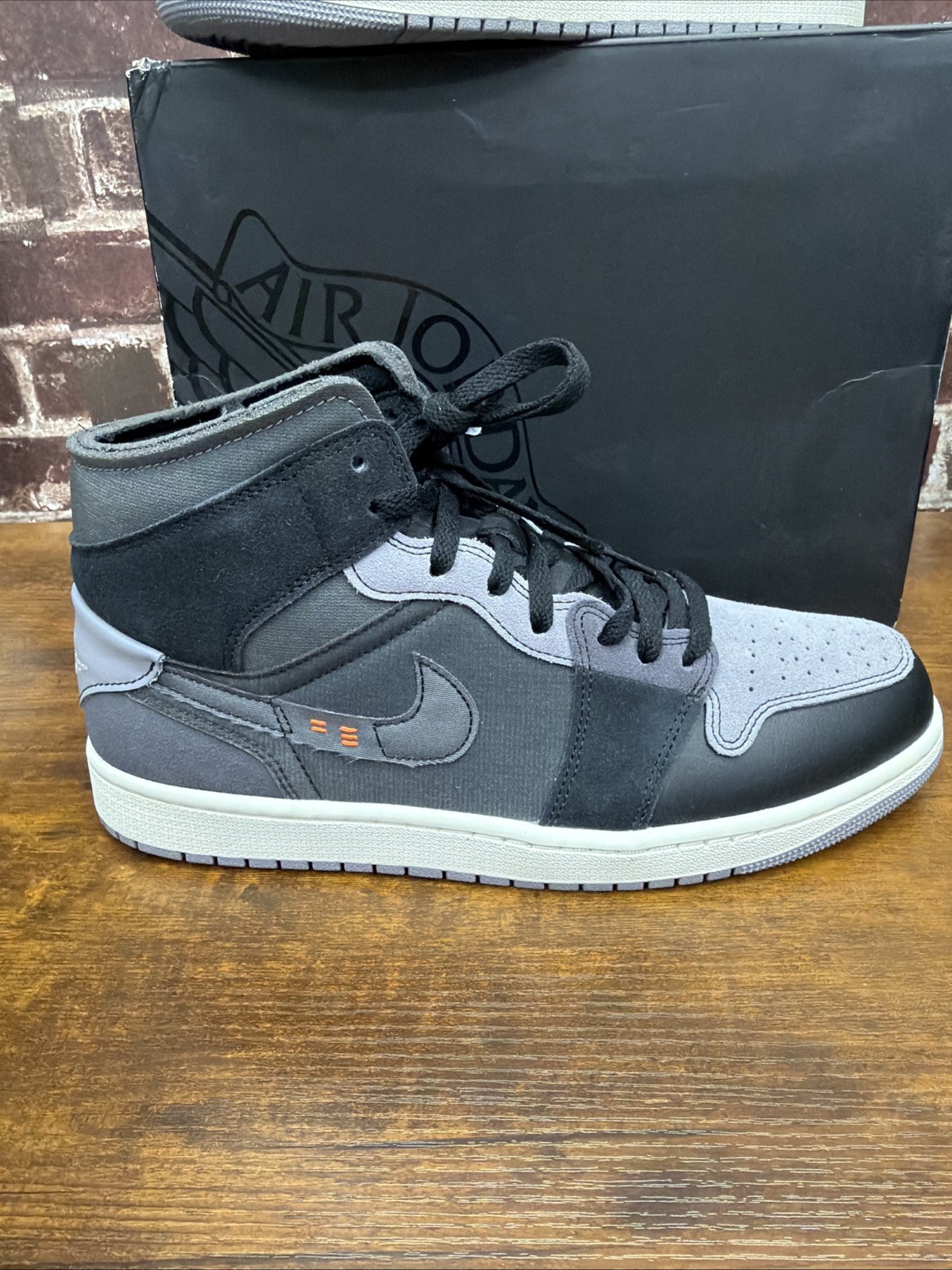 Nike Air Jordan 1 Mid SE Craft ‘Inside Out – Black’ DM9652 001 US Men’s 11 NIB