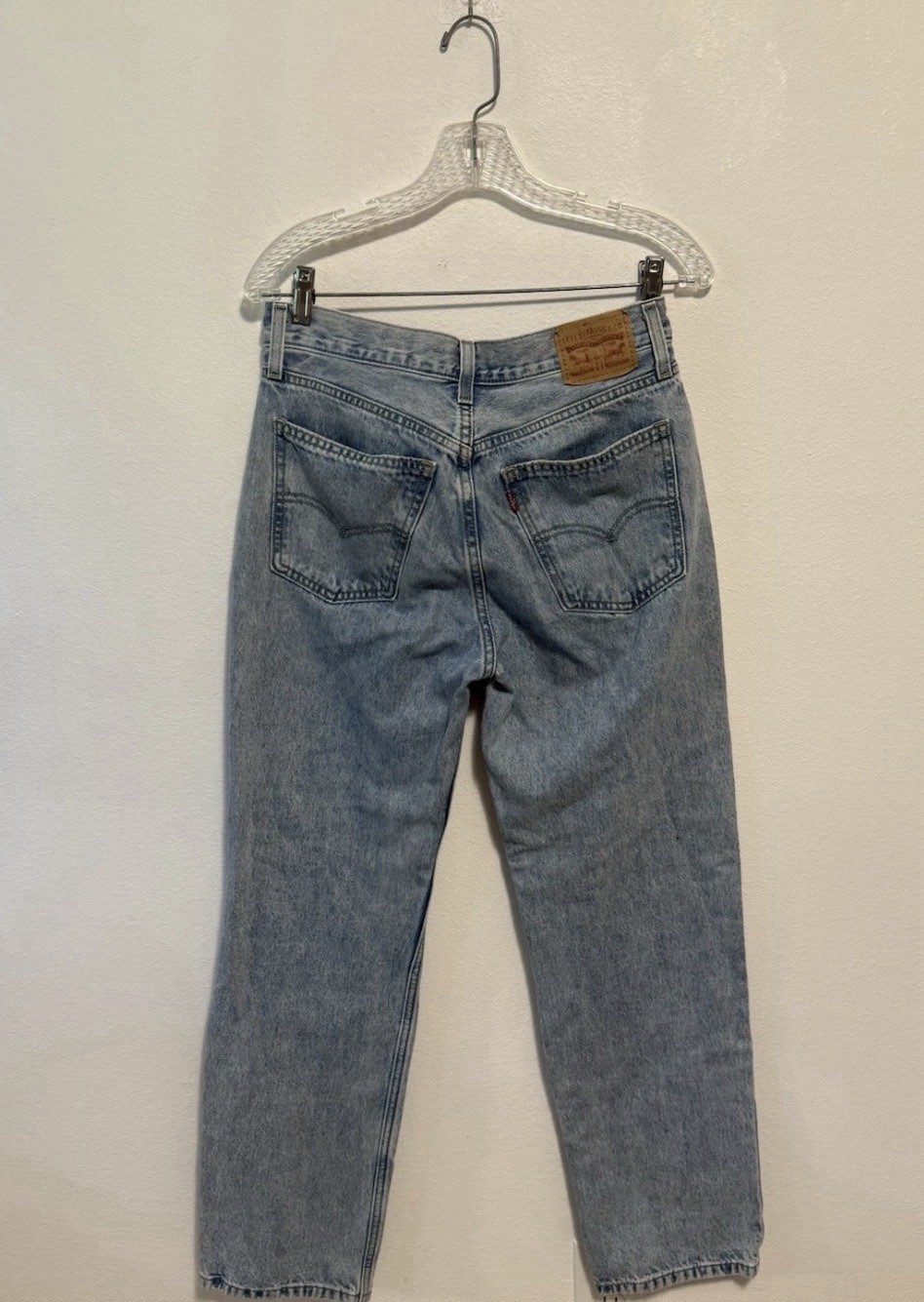 Levi’s Low Pro Straight Jeans Womens – Size 27 Light Wash Denim Blue WaterLess