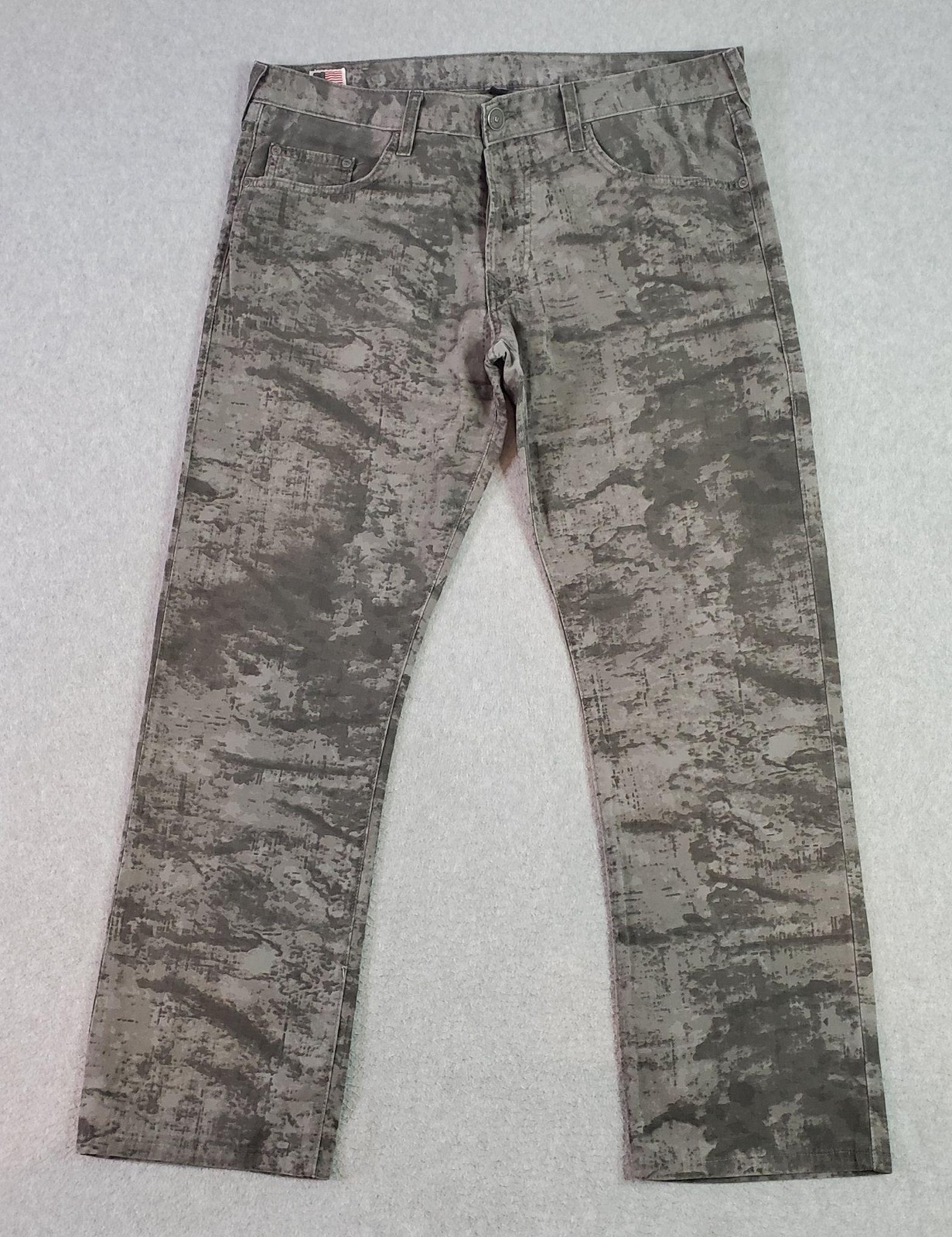 True Religion Geno Jeans Mens 36×30 Gray Camo Acid Wash Slim Straight Denim