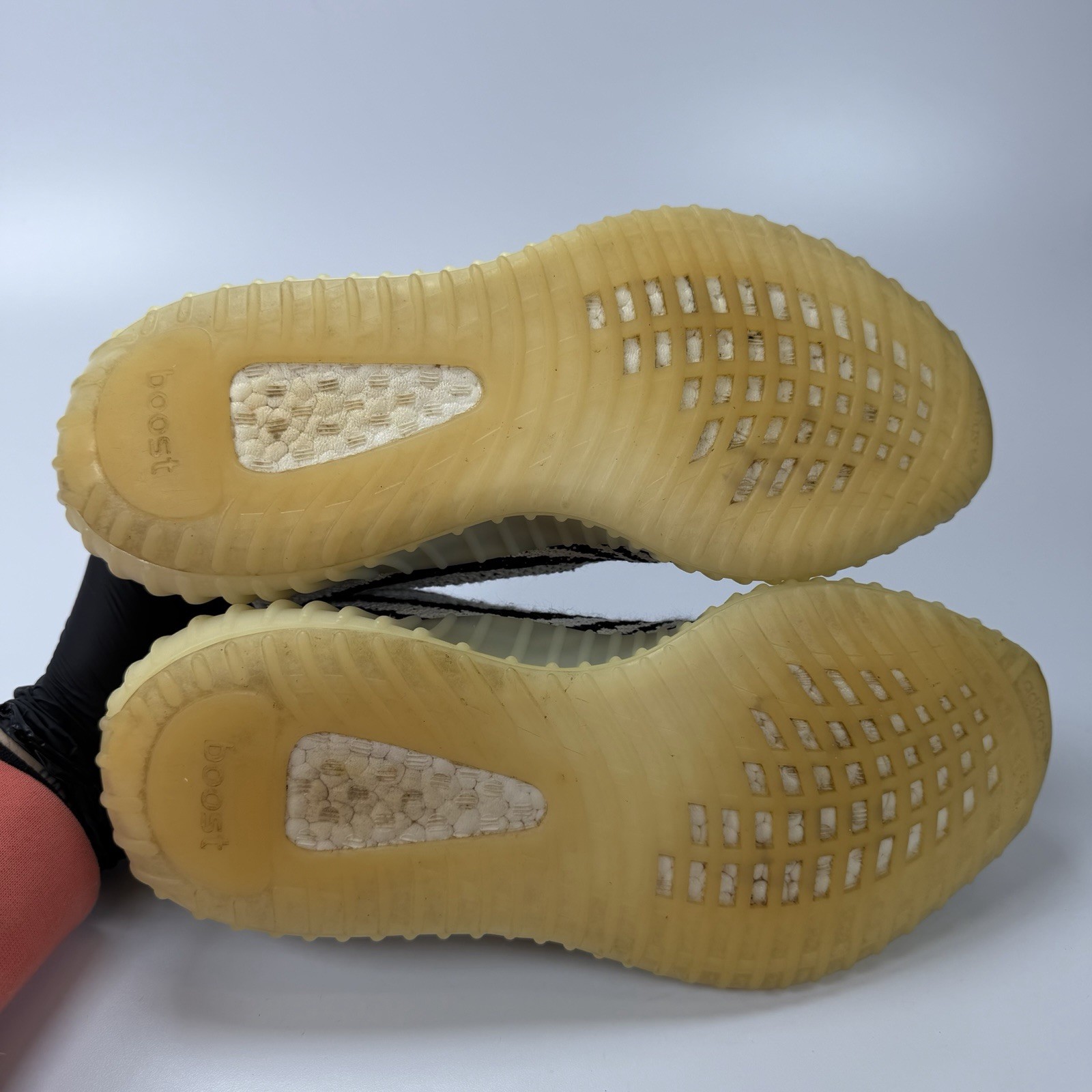 Size 9.5 – adidas Yeezy Boost 350 V2 Low Zebra
