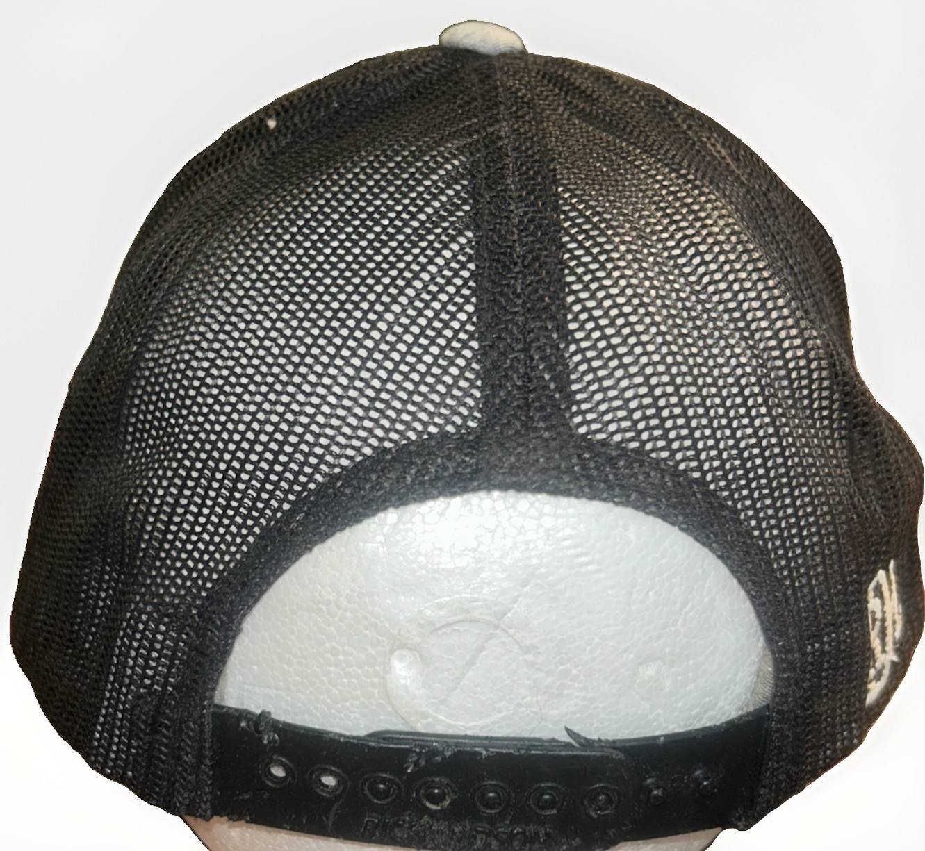 Red Dirt Hat Co Coyote Sunset Patch Snap-Back Trucker Hat Gray Black Mesh