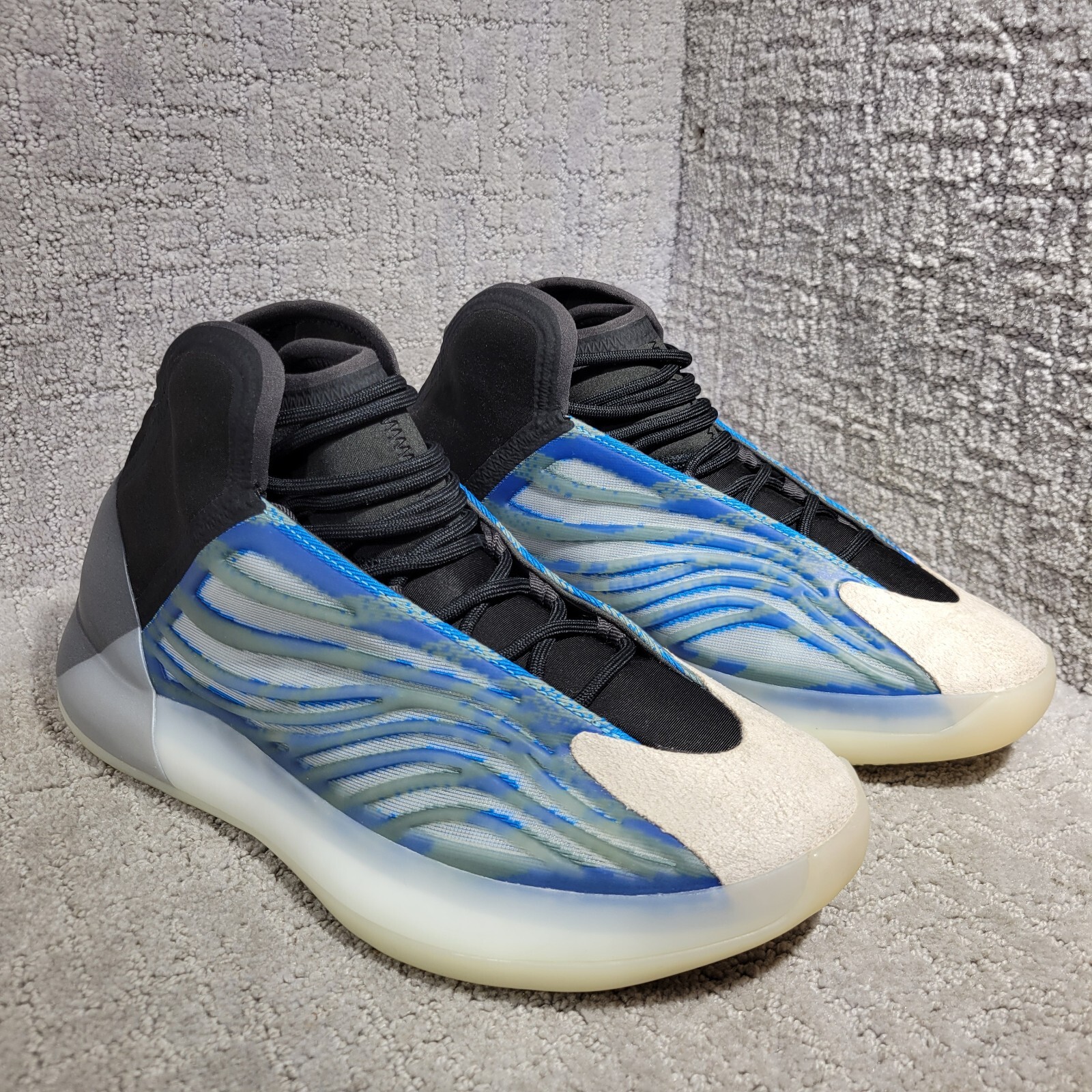 Adidas Yeezy Quantum Men’s Size 11 Frozen Blue Black Basketball Sneakers GZ8872