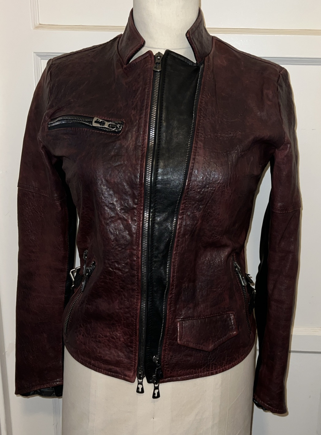 BenHeart Leather Jacket women’s Sz 2 genuine Italian leather & silk-like lining