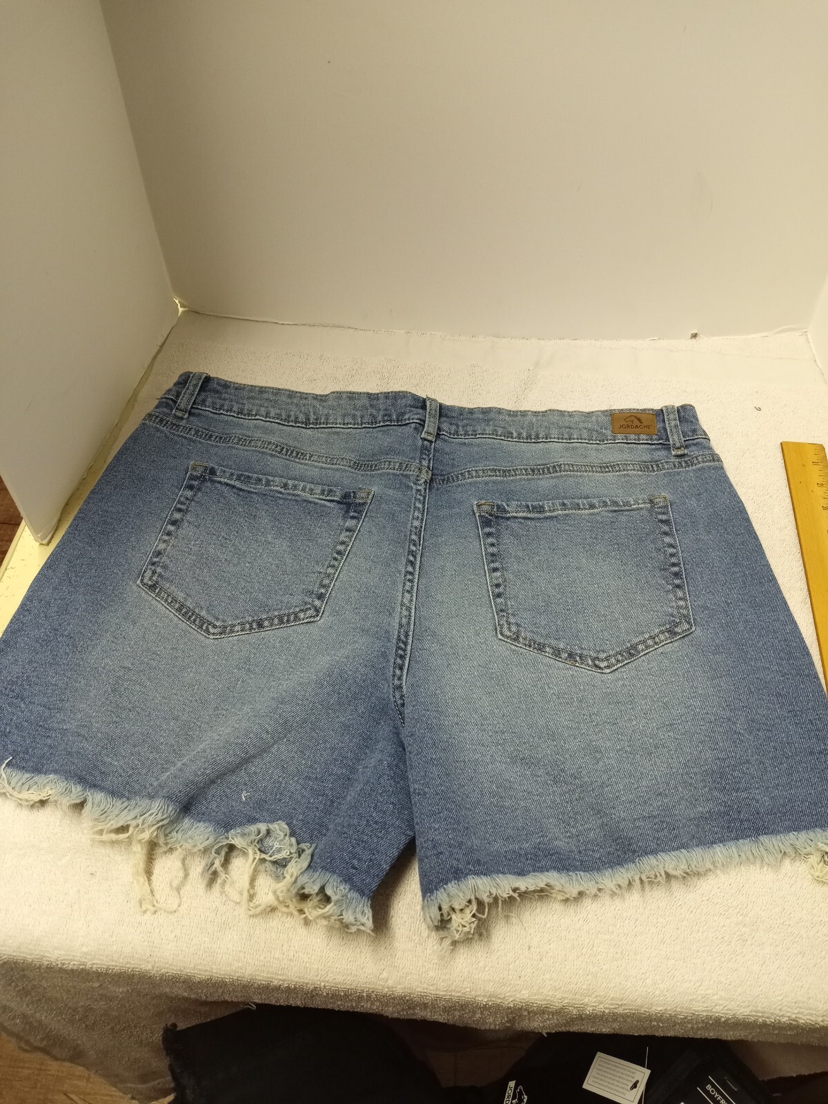 Jordache Boyfriend Shorts Size 14 Distressed
