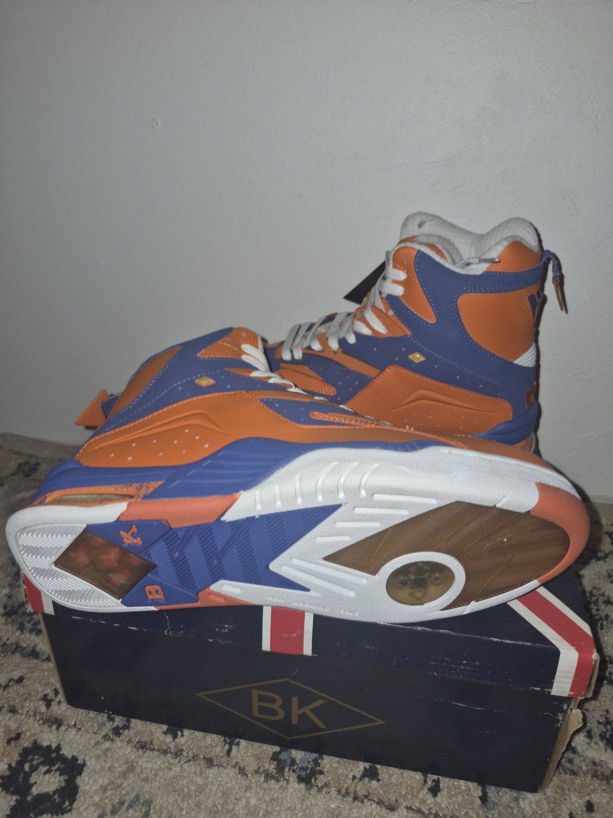 *RARE* NEW YORK KNICKS Dymacel Enforcer BRITISH KNIGHTS 90s Hightops Size 12