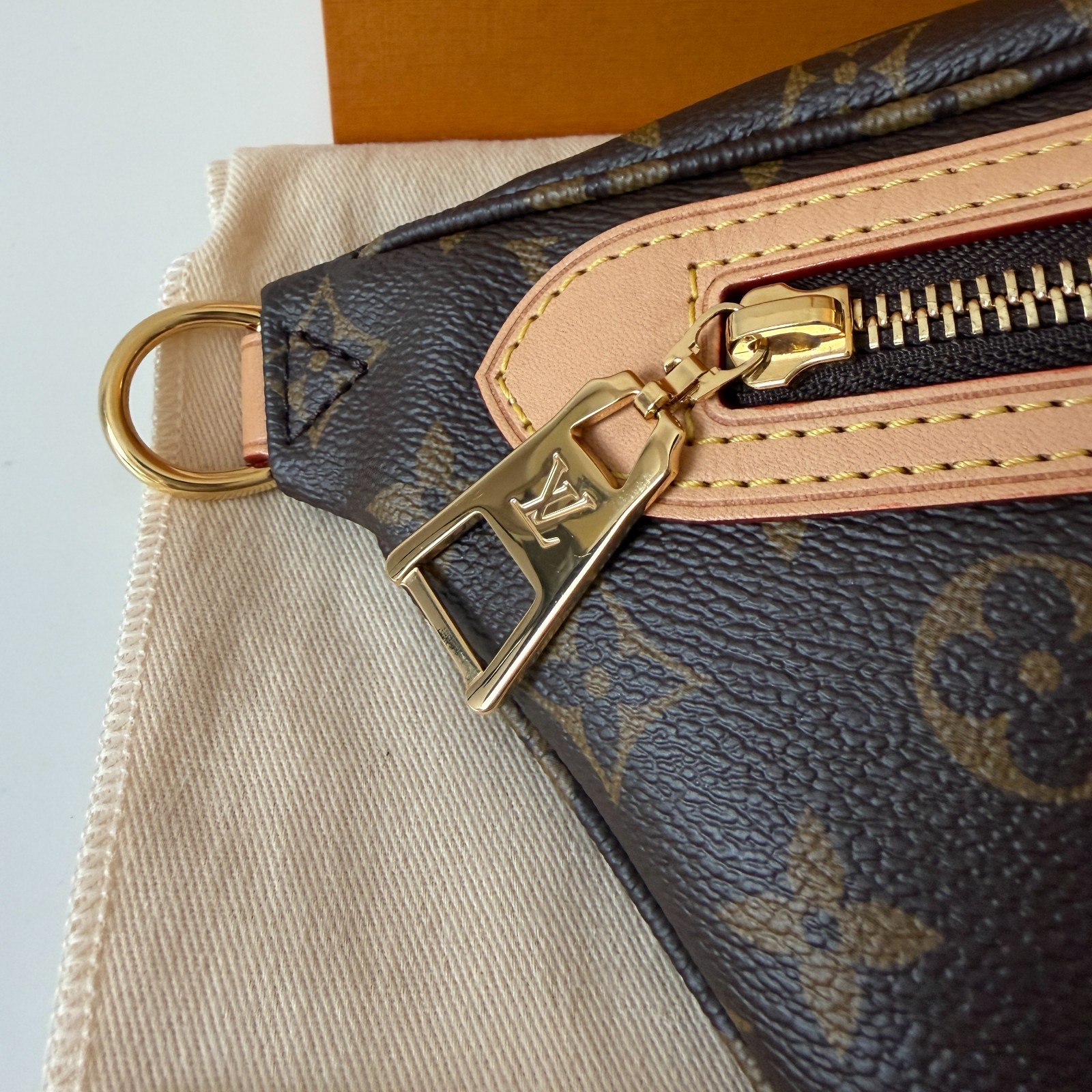 Louis Vuitton High Rise Bumbag Monogram Canvas AUTHENTIC Belt Bag Full Set NEW