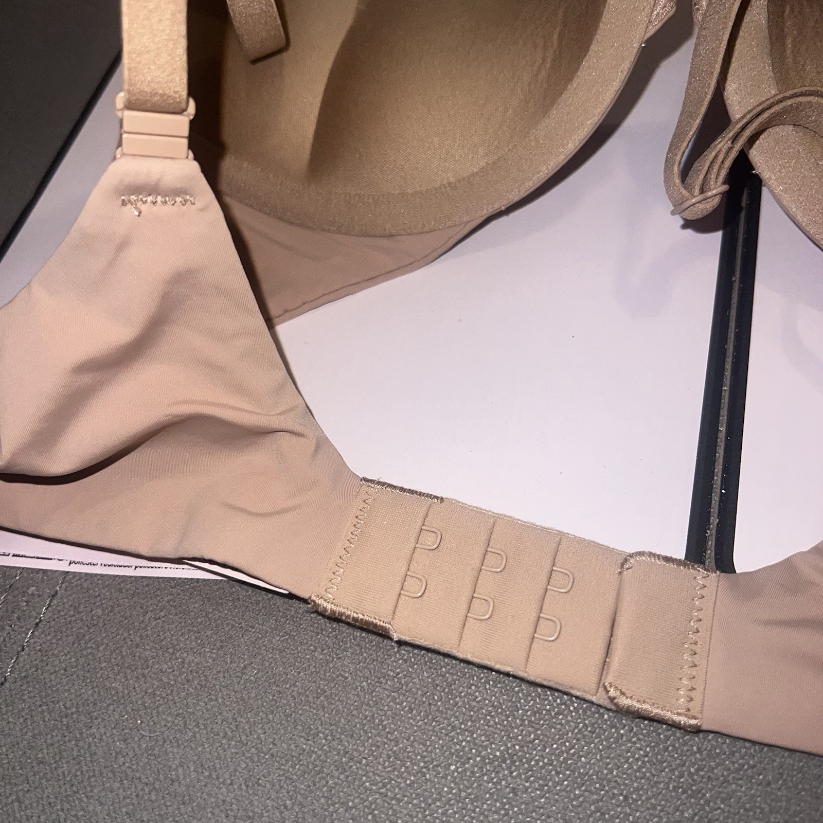 New Victoria’s Secret 32B Miraculous Plunge Bombshell Add 2 Cups Push Up Bra