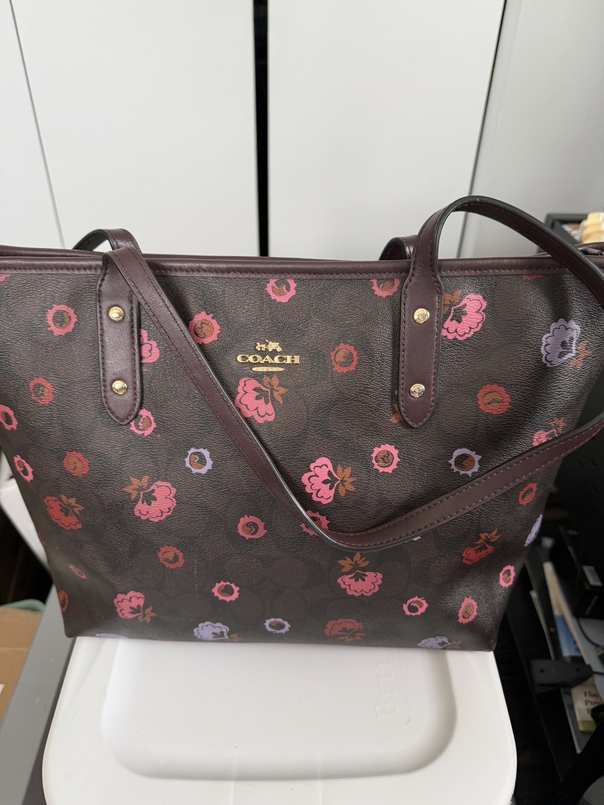 Coach Brown Signature Floral Tote Zip Closure Gold Hardware Inner Pockets