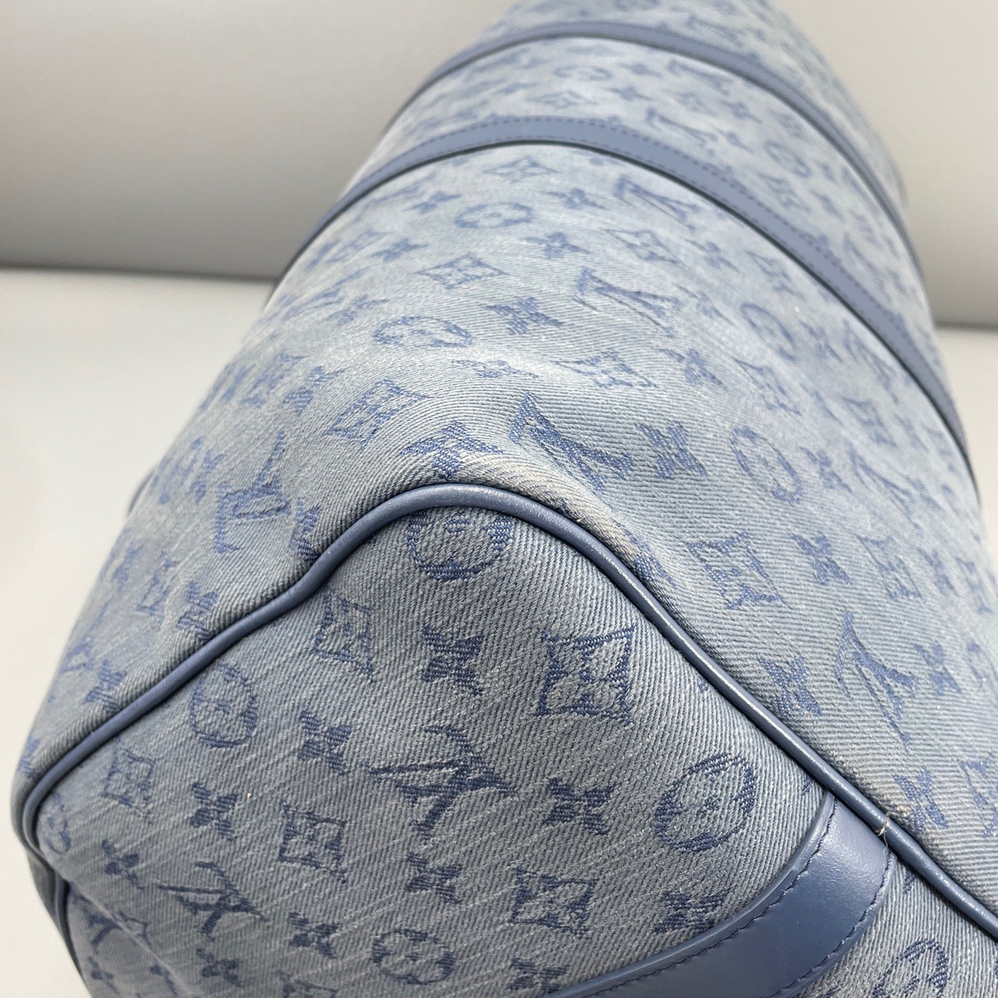 AUTH LOUIS VUITTON LV Keepall 50 Blue Denim Canvas Travel Duffle Bag.