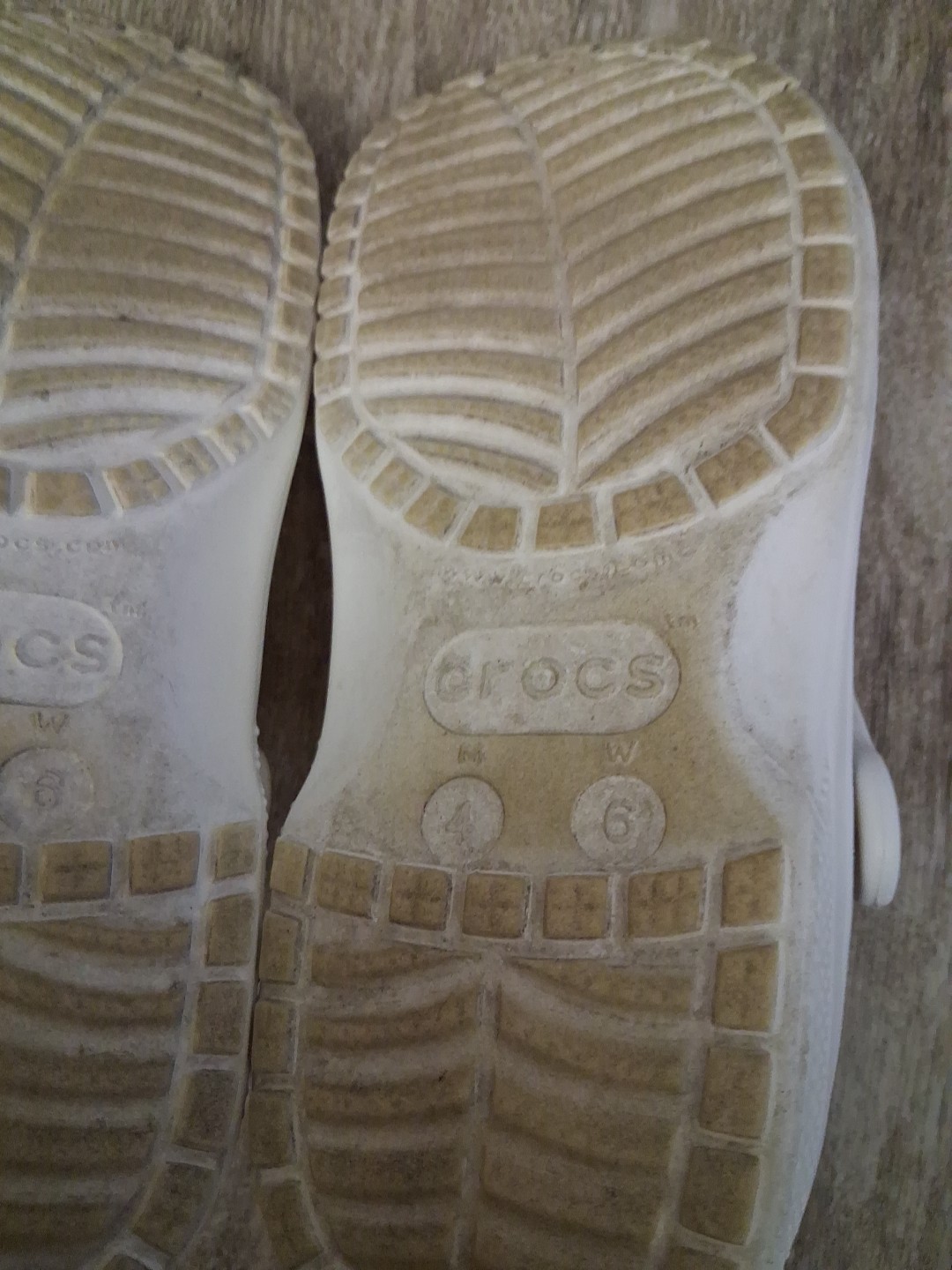 CROCS Classic Clogs Clear White Translucent See Thru Slip On Unisex W/6 M/4 EUC