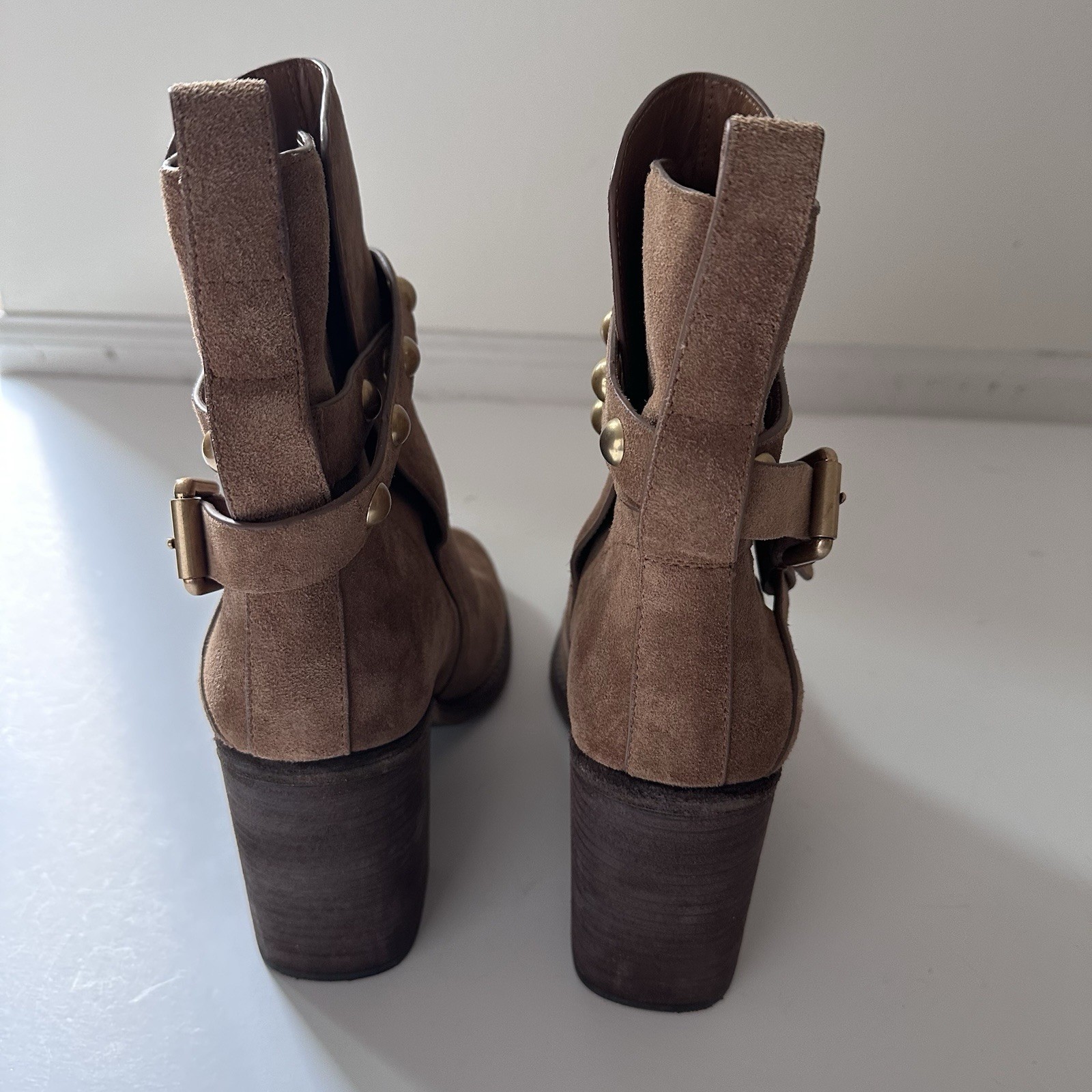 See By Chloe Janis Brown Nubuck Suede Ankle Boots Straps Studs EU 37 US 6.5