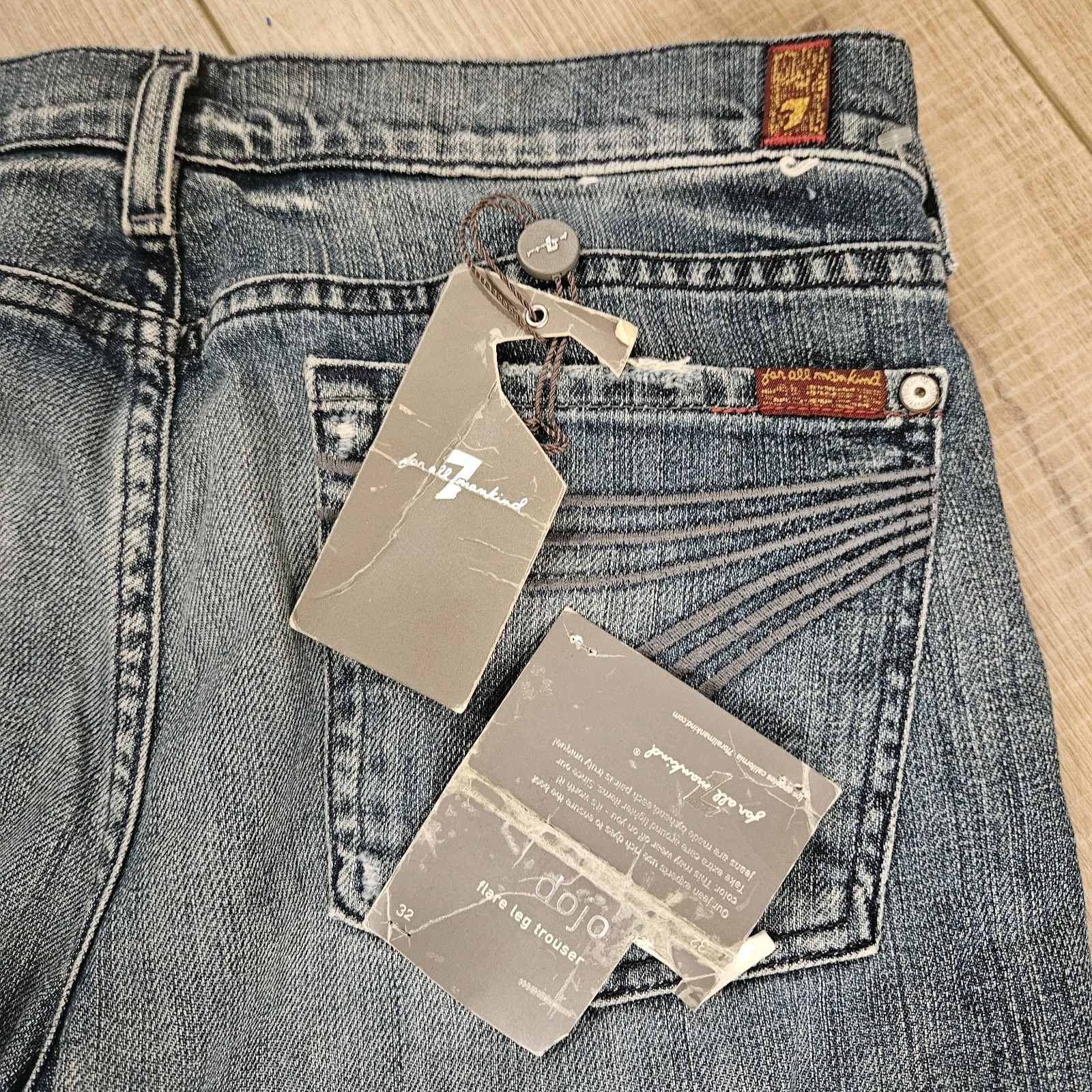 NEW 7 For All Mankind Womens Dojo Jeans Size 32 Lightly Distressed Y2k Low Rise