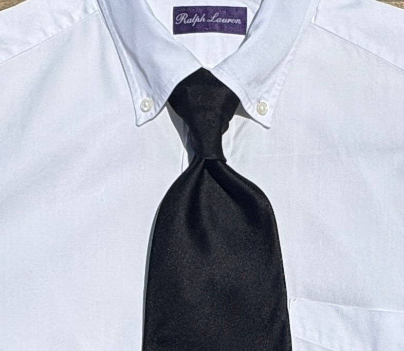 Ralph Lauren Purple Label Gentleman’s Solid Black Silk Necktie – Italy – $235.00