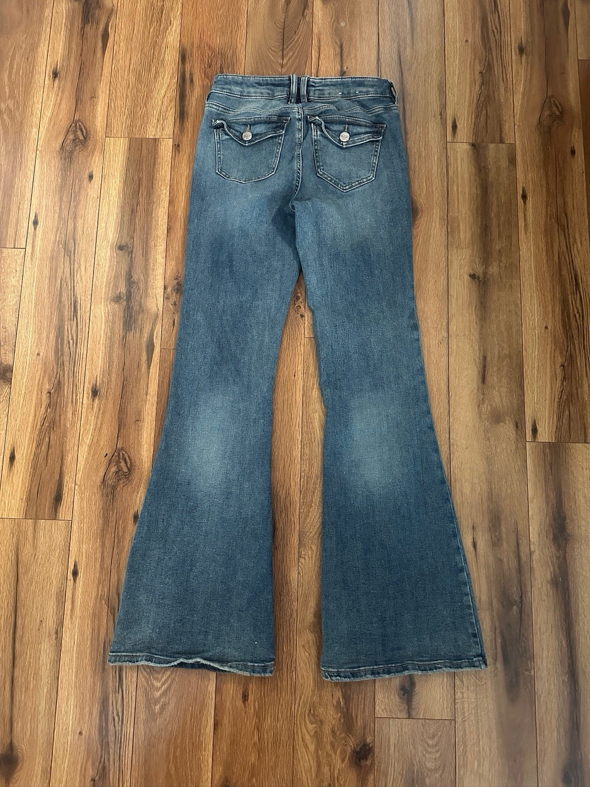 NWT Garage Low Rise Flair Bootcut Jeans Women’s Size 03 26 inch waist